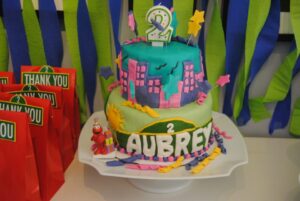 elmo theme cake, birthday party, elmo invites